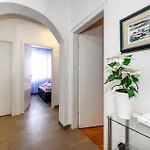 Apartment Awesome In Sibenik
