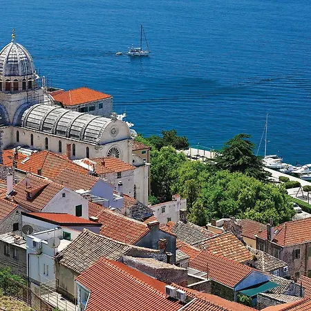 Apartment Awesome In With Wi-fi Sibenik