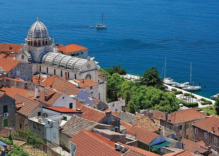 Apartment In Sibenik